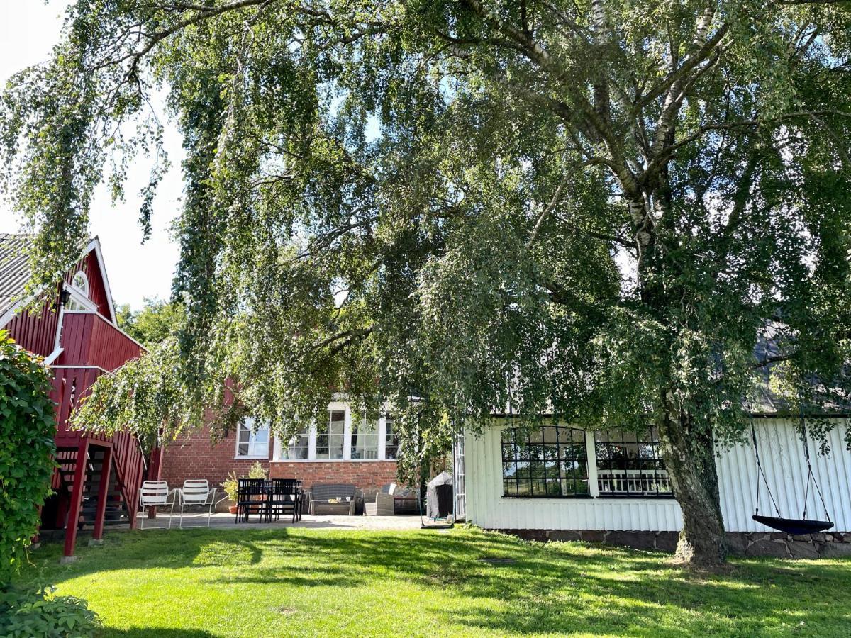 Hovslagaregarden Bed & Breakfast Hörby Eksteriør bilde